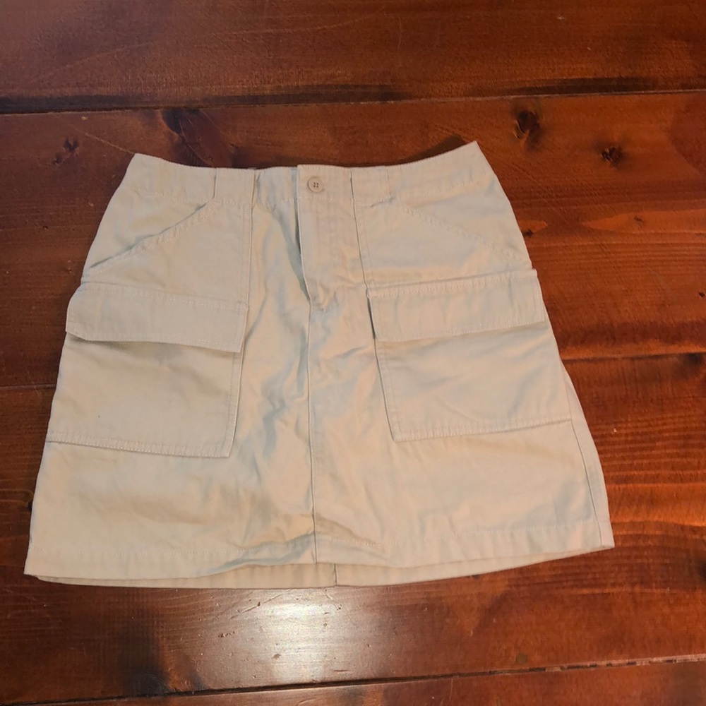 Gap cargo skirt
